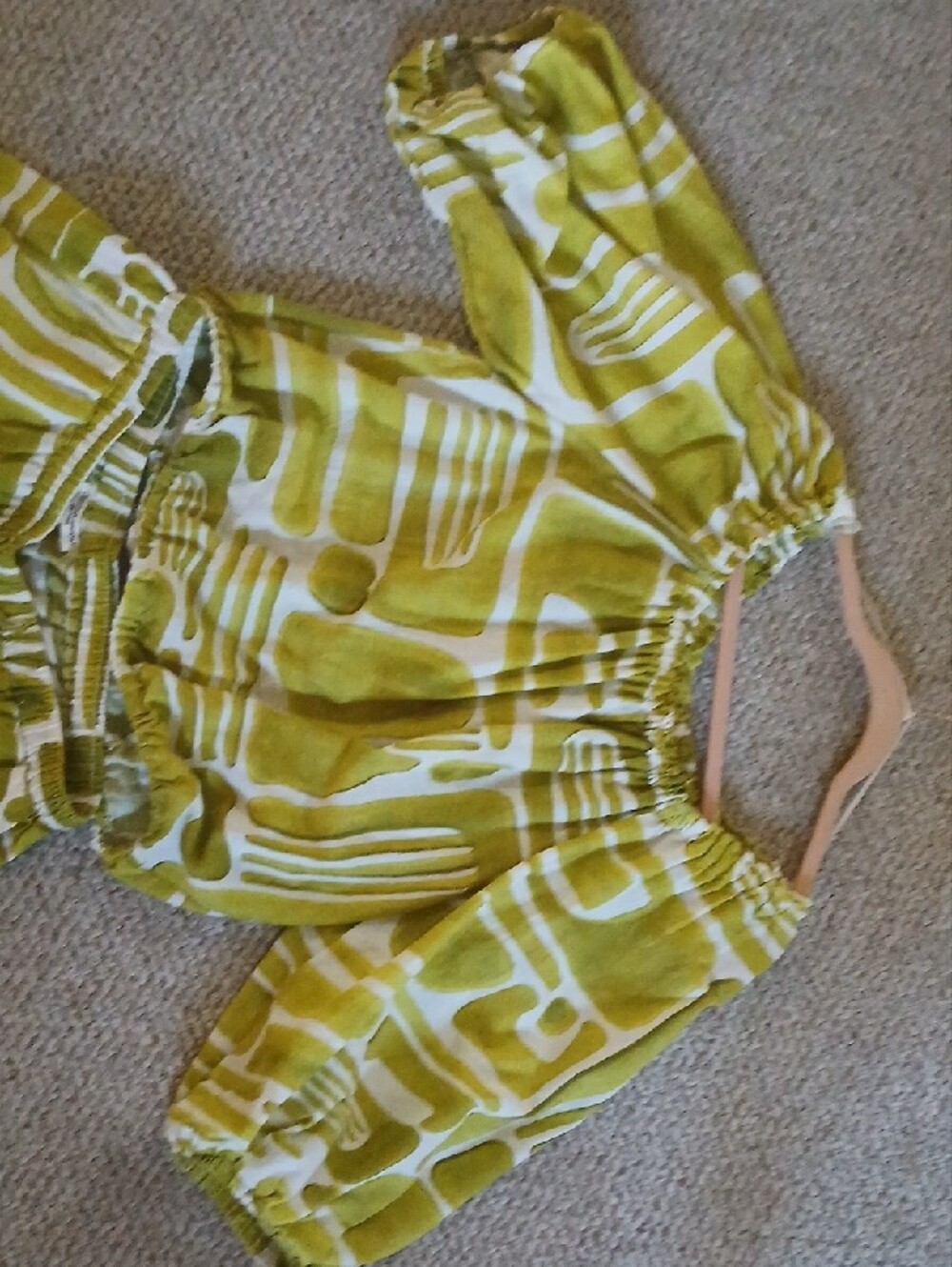 Christian Siriano Olive Green & Cream Wide-Leg Pants - Picture 3 of 6